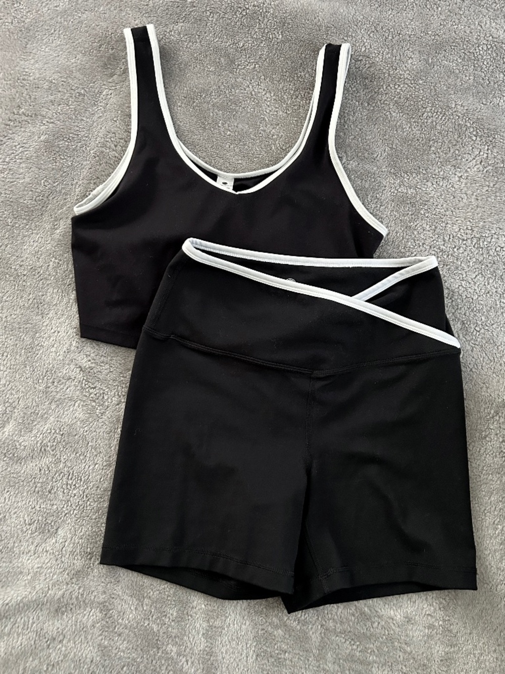 Yogalicious workout set Shorts and Tank LUX Black with white accent